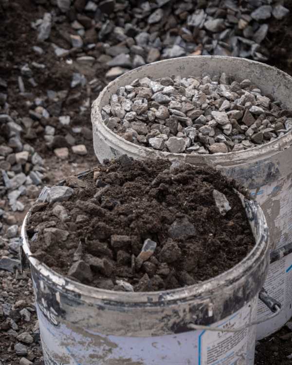 construction-bucket-stones
